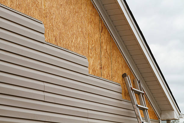 24/7 Emergency Vinyl Siding experts in Jackson Center, OH